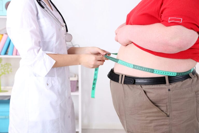 Nadwaga i otyłość – czym są i jakie zagrożenie powodują dla zdrowia